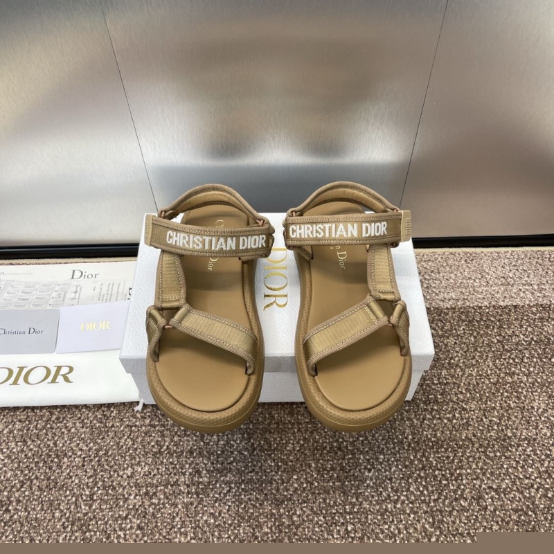ch**an D*or sandals